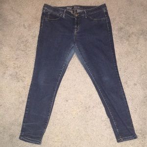 Mossimo Denim Mid Rise Jegging